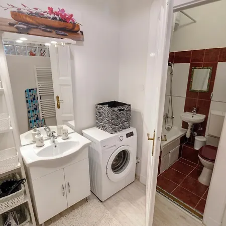 Sweet Dreams At King Street Silver Apartment Budapest