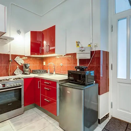 Apartment Sweet Dreams At King Street Silver