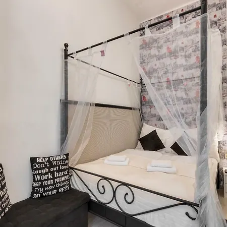 Apartment Sweet Dreams At King Street Silver Budapest